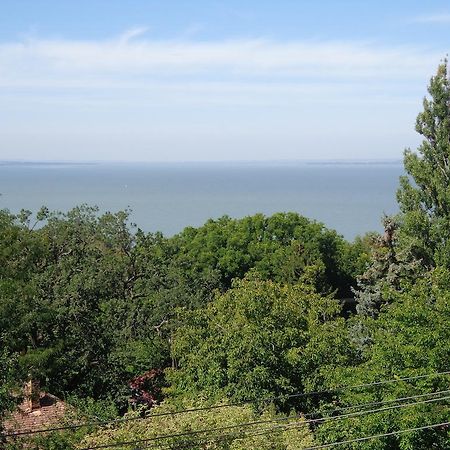 Traumblick Appartement Am Balaton Fonyód Cameră foto